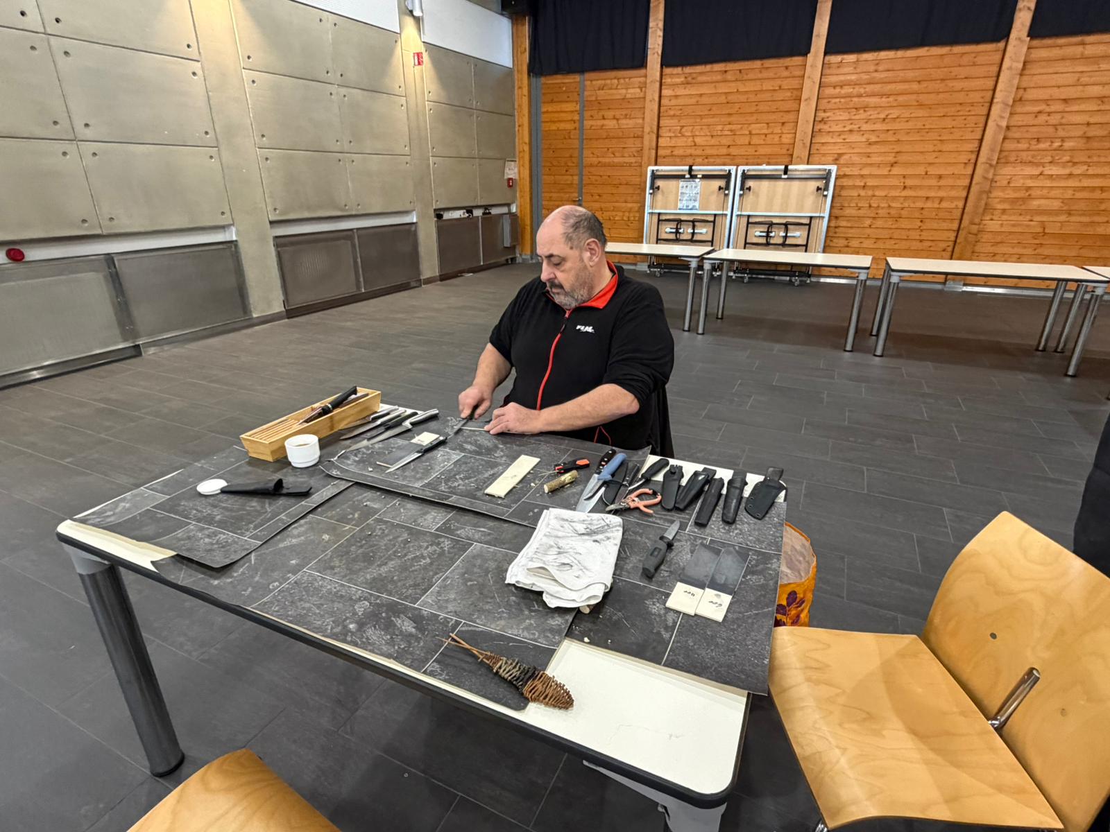 Workshop Messerschläifen an Handwierkertreffen vum 3. Januar 2026