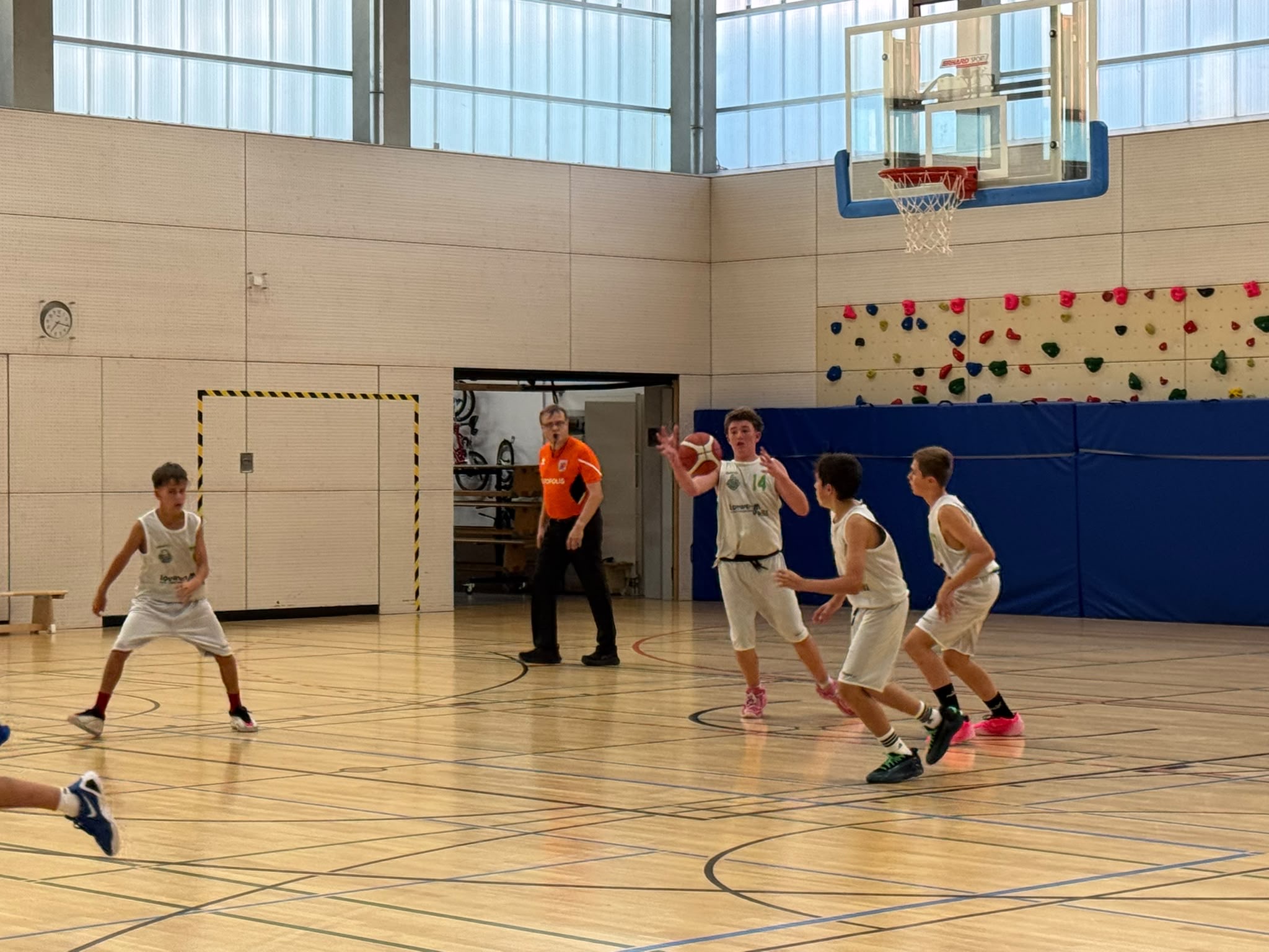 Photos: Minis A vs Walferdange - 11.09.2026