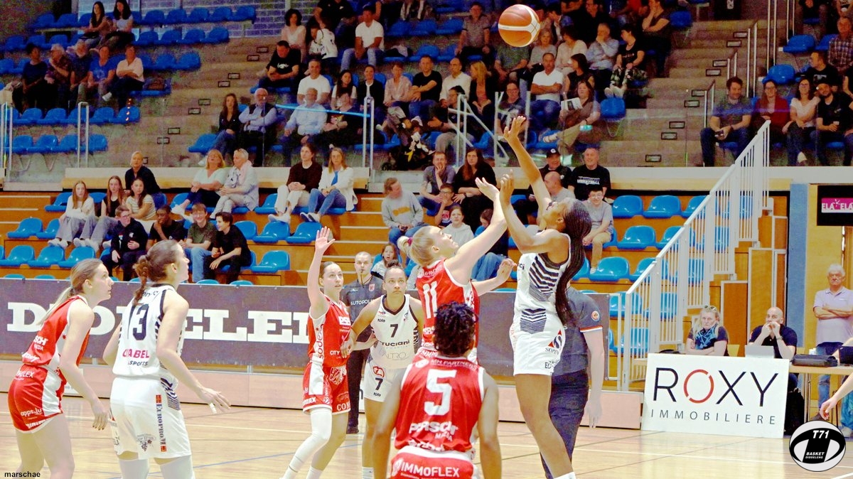 Ladies: 3. 1/2 Final LBBL : T71 Dudelange - Sparta Bertrange 78-63