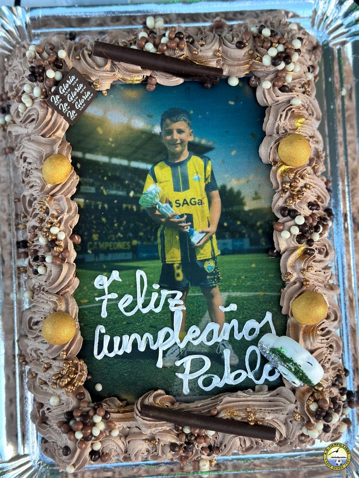 Muchas Felicidades y que sean muchísimos más 